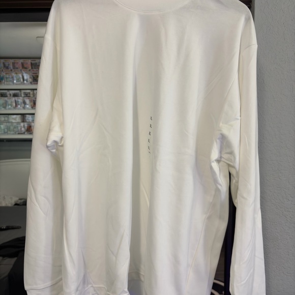 Uniqlo Men's Crisp White Long Sleeve Tee - Picture 1 of 4